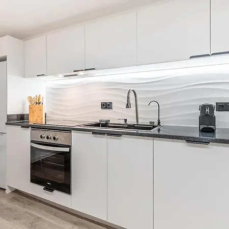 Yellowwave By Clubprometheus - Boutique & Surf Retreat *