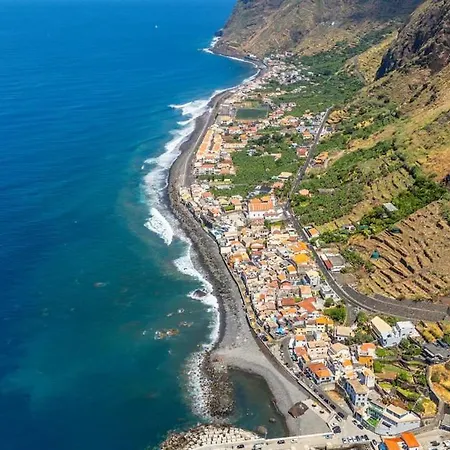 Yellowwave By Clubprometheus - Boutique & Surf Retreat Casa vacanze Paul do Mar (Madeira)