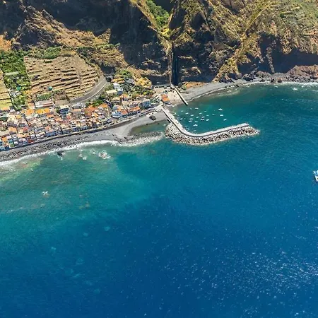 Casa vacanze Yellowwave By Clubprometheus - Boutique & Surf Retreat Paul do Mar (Madeira)